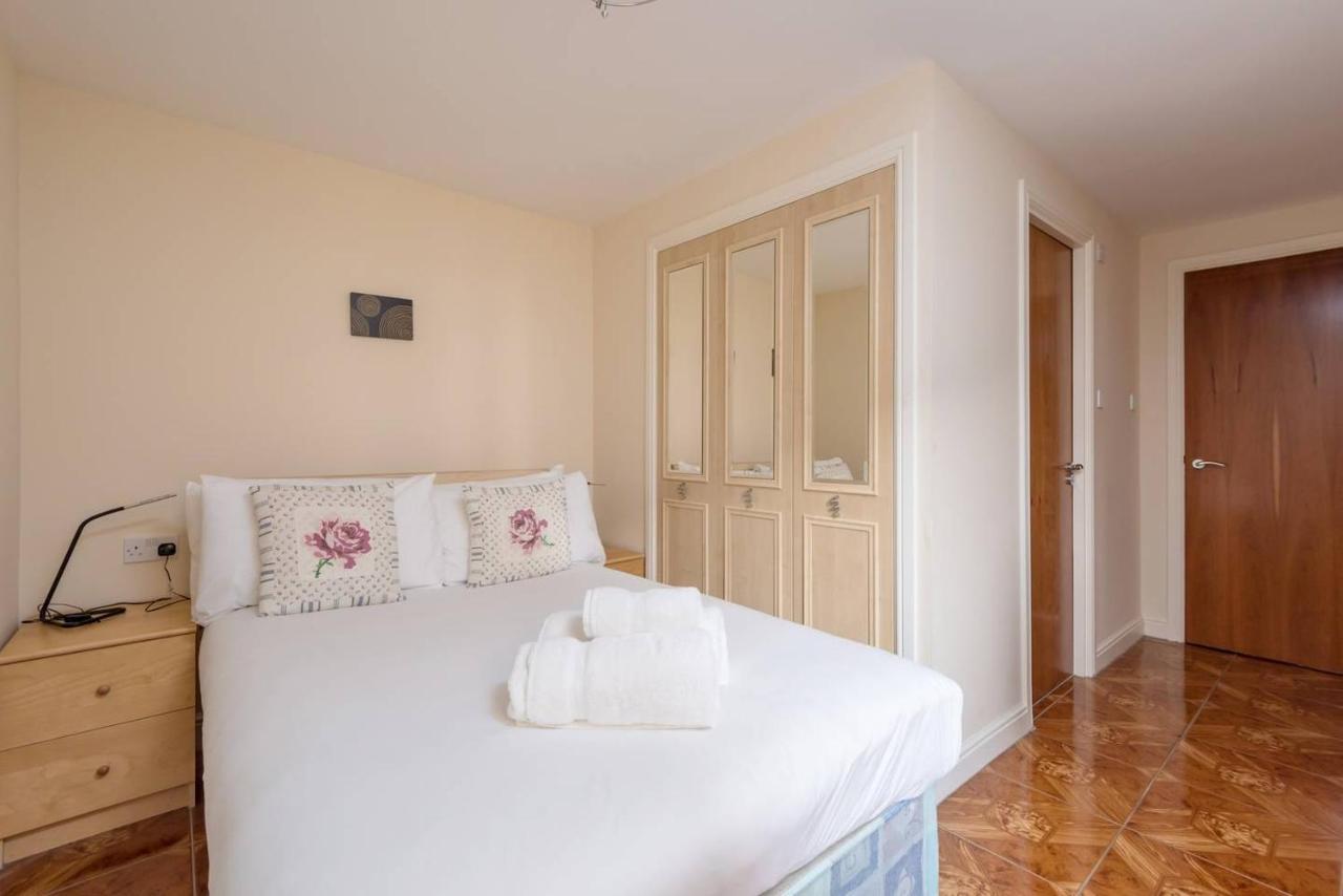 Joivy Old Town Apartment With Parking Close To Royal Mile Edinburg Exteriör bild
